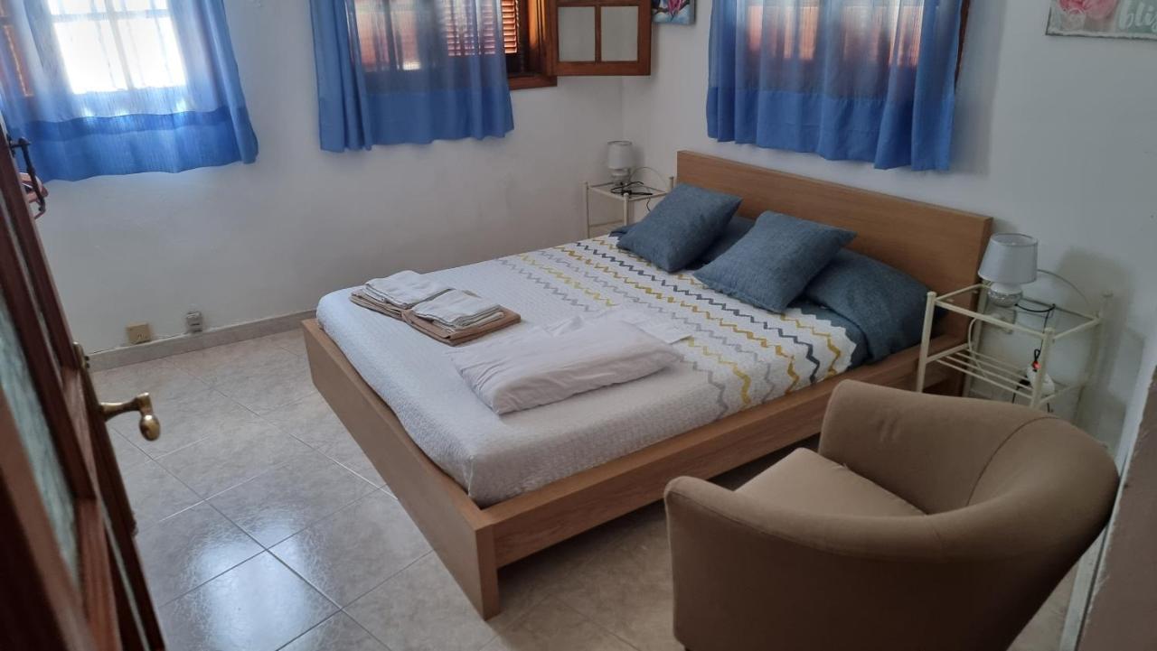 La Palmera1 Casa Al Primer Piso Con 2 Dormitorios - Two Bedroom House On The First Floor --- La Palmera 2 Casa En Planta Baja Con 1 Dormitorio, One Bedroom House On The Ground Floor Agaete  Bagian luar foto