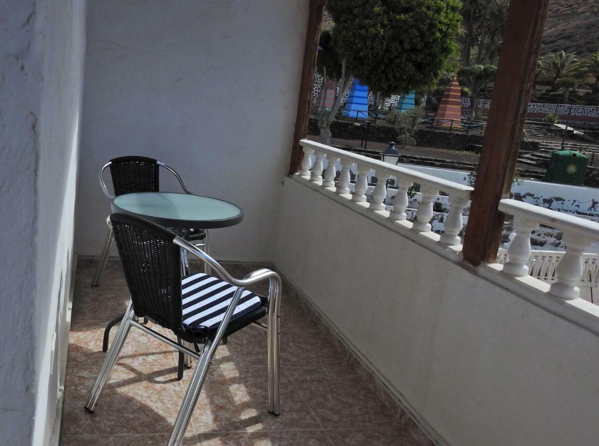 La Palmera1 Casa Al Primer Piso Con 2 Dormitorios - Two Bedroom House On The First Floor --- La Palmera 2 Casa En Planta Baja Con 1 Dormitorio, One Bedroom House On The Ground Floor Agaete  Bagian luar foto